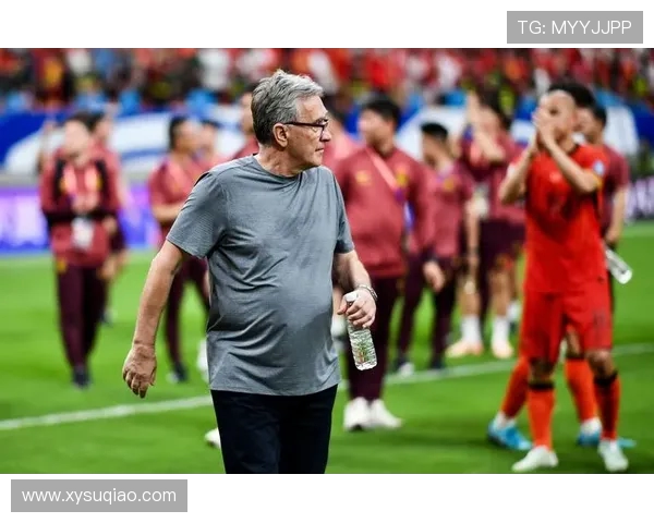 重庆足球队的蜕变之旅：从地方球队到世界杯舞台的奋斗历程